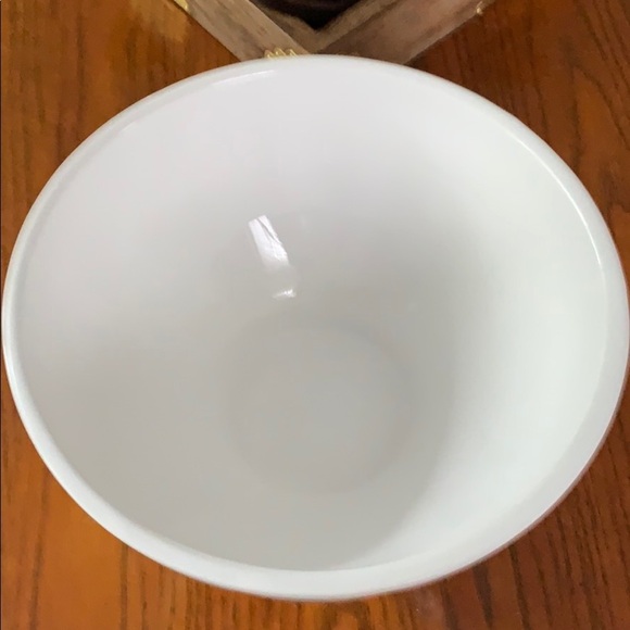 Extra Large Serving Bowl in white - Picture 7 of 16